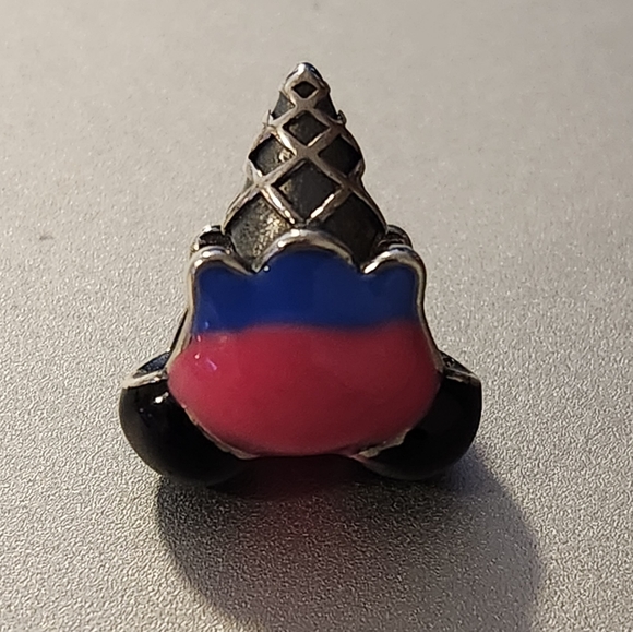 Enamel Mickey Mouse Ice-cream cone sterling silver charm - Picture 4 of 4